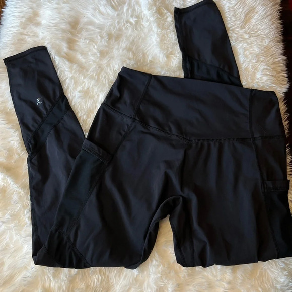 Glynder High Waisted Black Leggings | Large - Picture 4 of 5